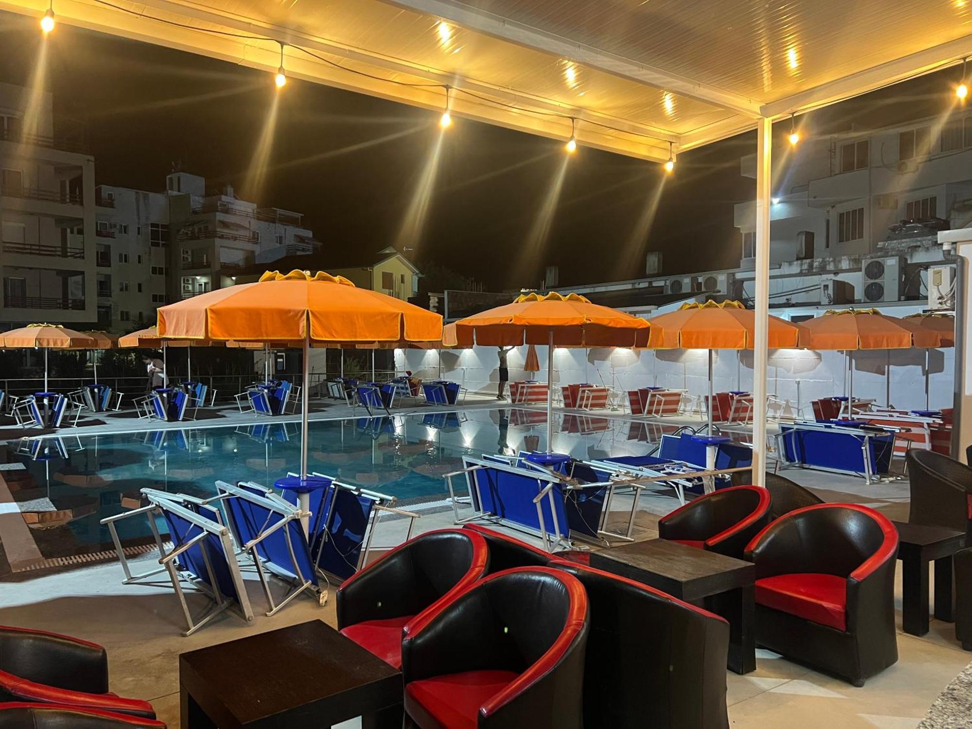Blue Balcony Hotel Golem (Tirana) Exterior foto