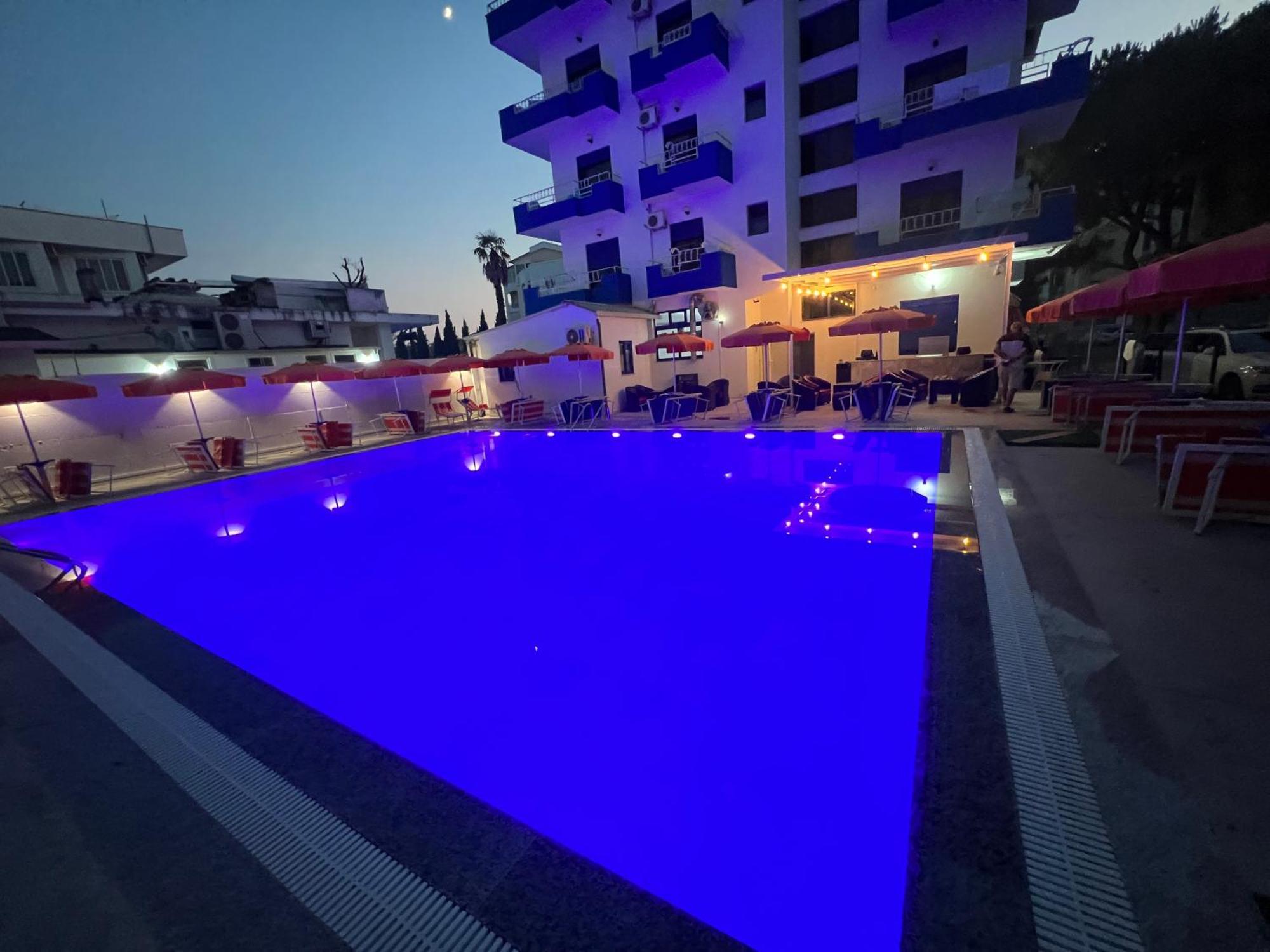 Blue Balcony Hotel Golem (Tirana) Exterior foto