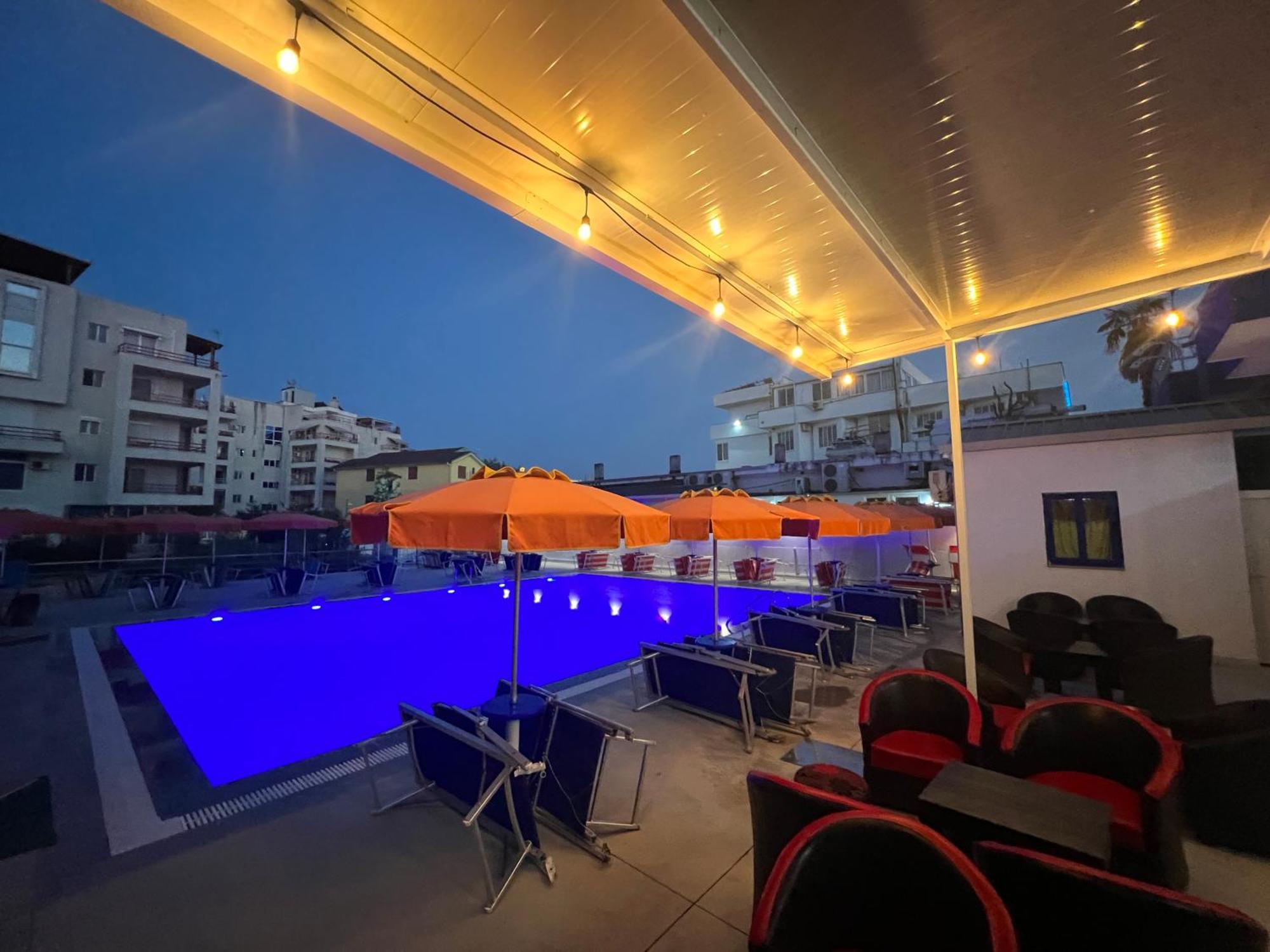 Blue Balcony Hotel Golem (Tirana) Exterior foto